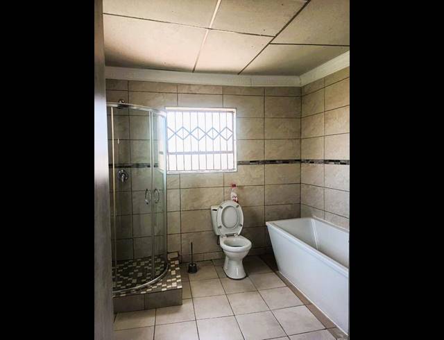 4 BEDROOM HOUSE FOR SALE IN MANKWENG